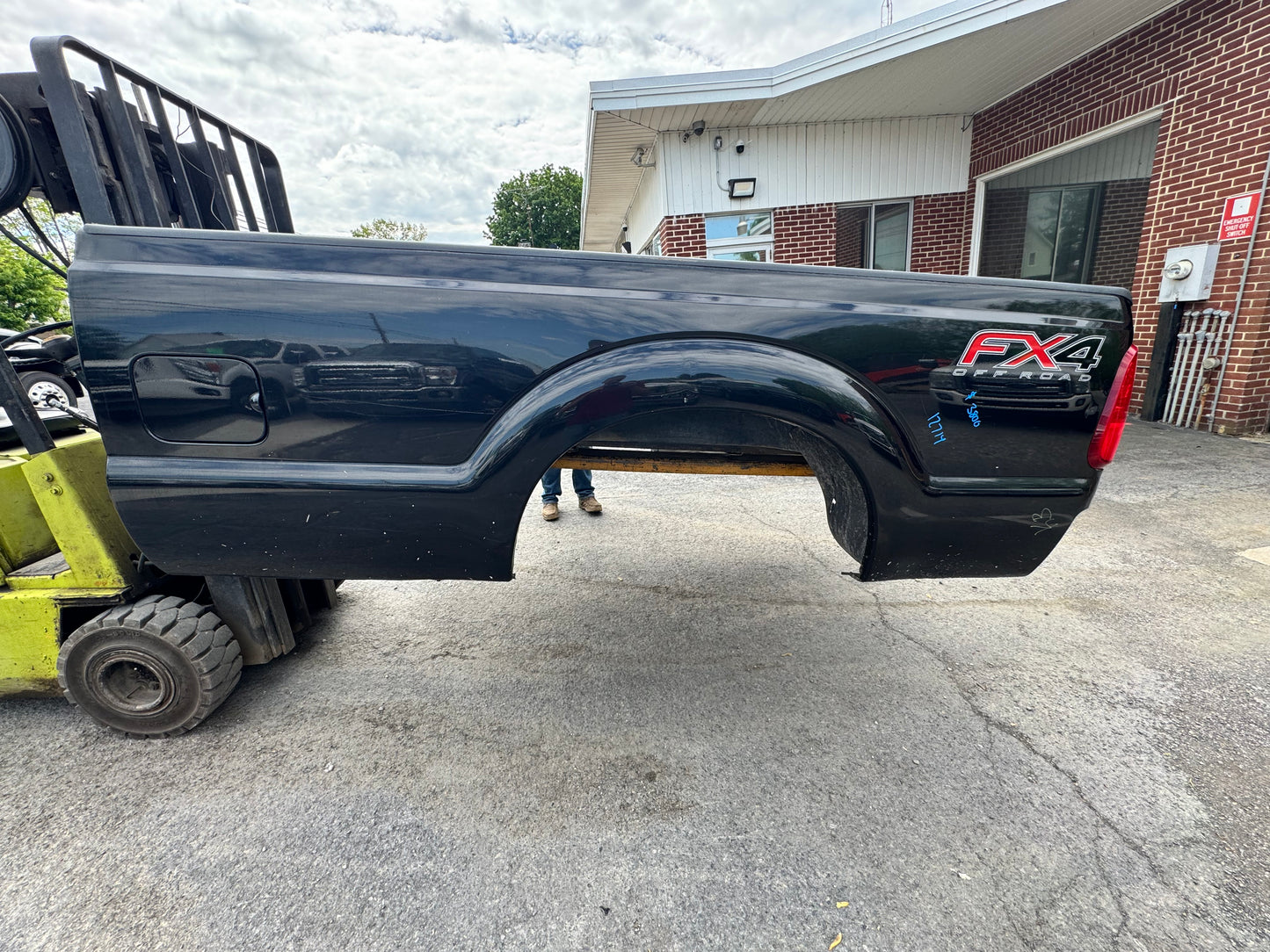 11-16 Superduty 8’ Bed code UH #12714