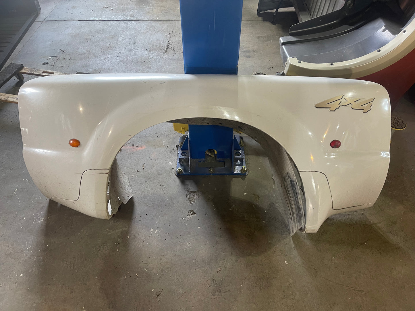 99-10 Superduty LH Dually Fender