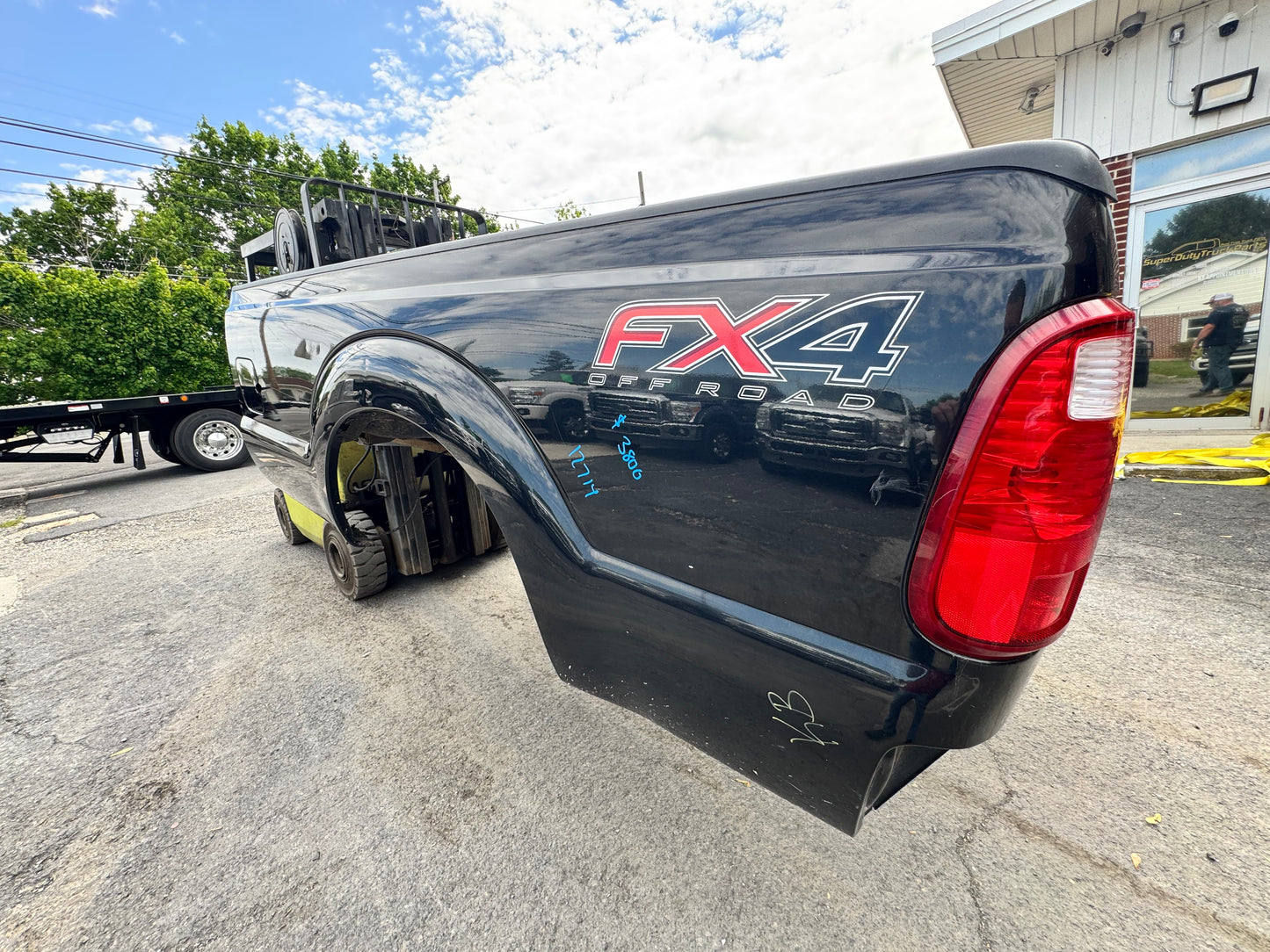 11-16 Superduty 8’ Bed code UH #12714