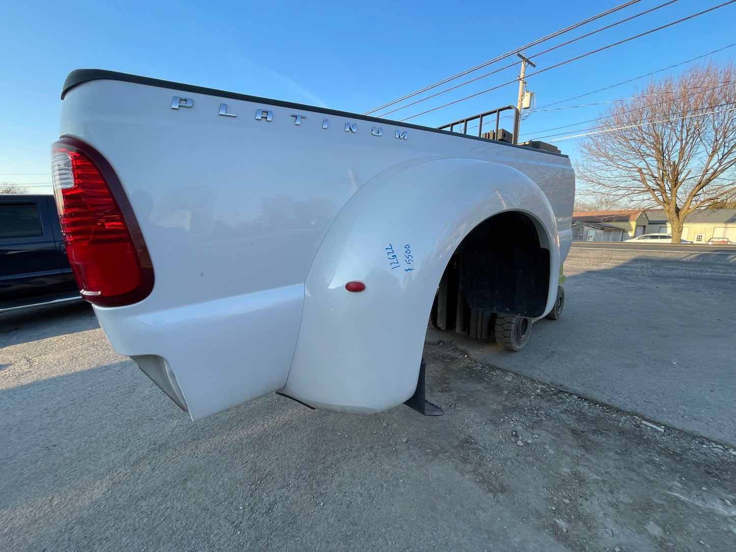 2011-2016 Superduty 8’ DRW Pearl White UG #12622