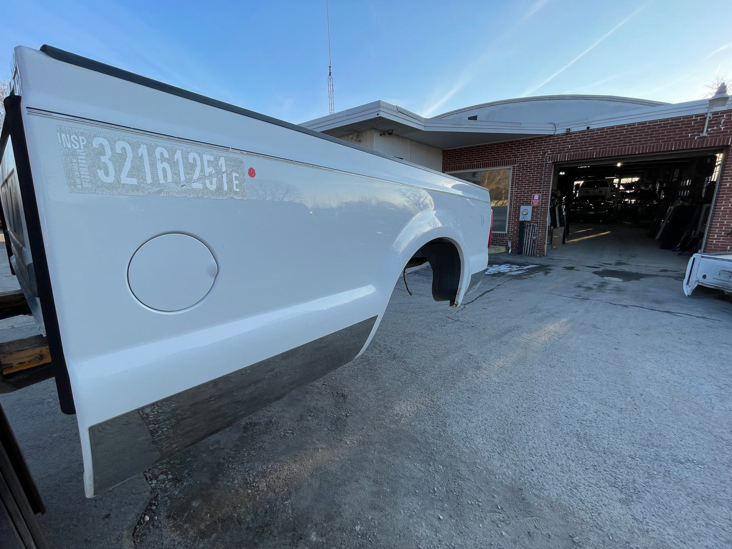 1999-2010 Superduty 8’ bed Oxford white #12621