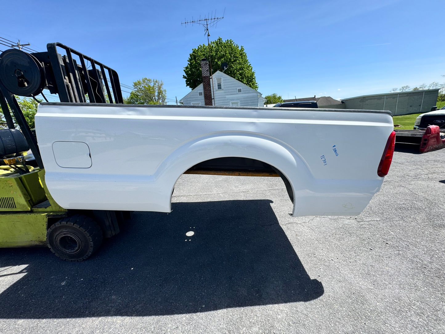11-16 Superduty 8’ bed #12701