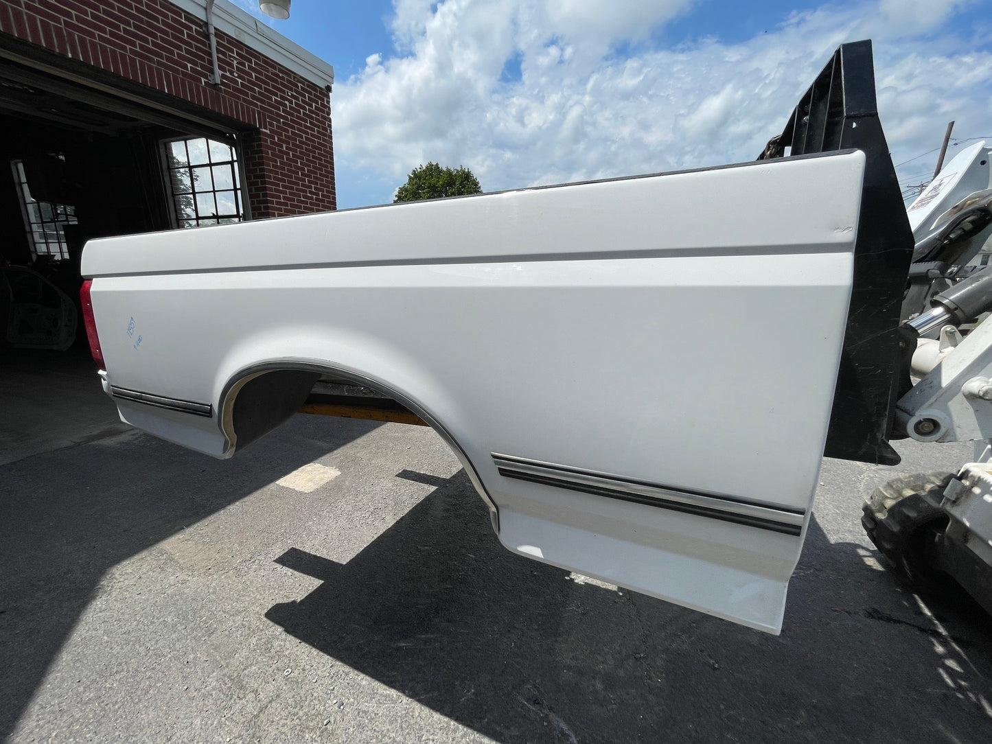 1992-1997 Ford F250 F350 6’9” bed
