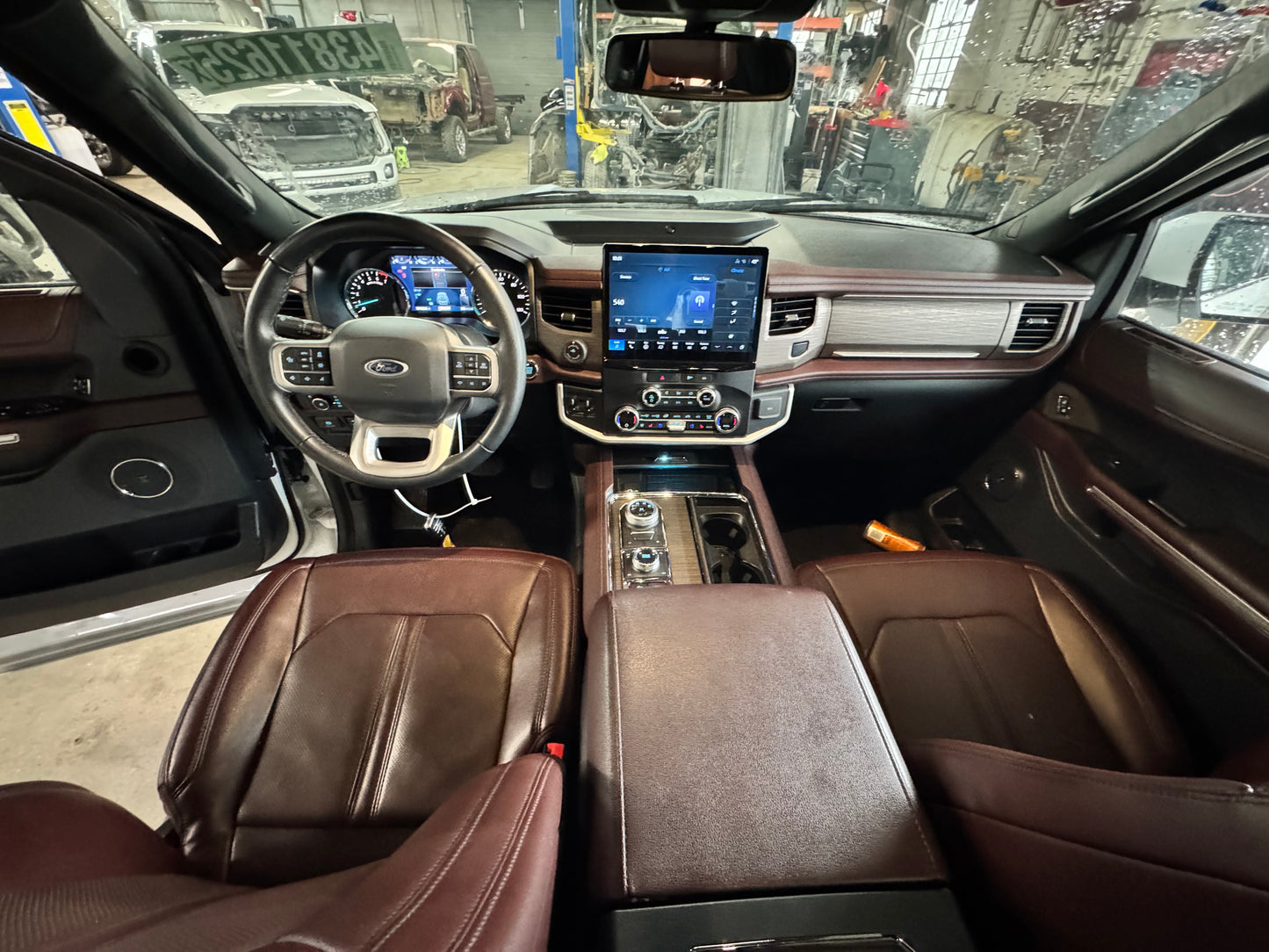2023 Ford Expedition Limitied MAX 16k Miles Clean Title