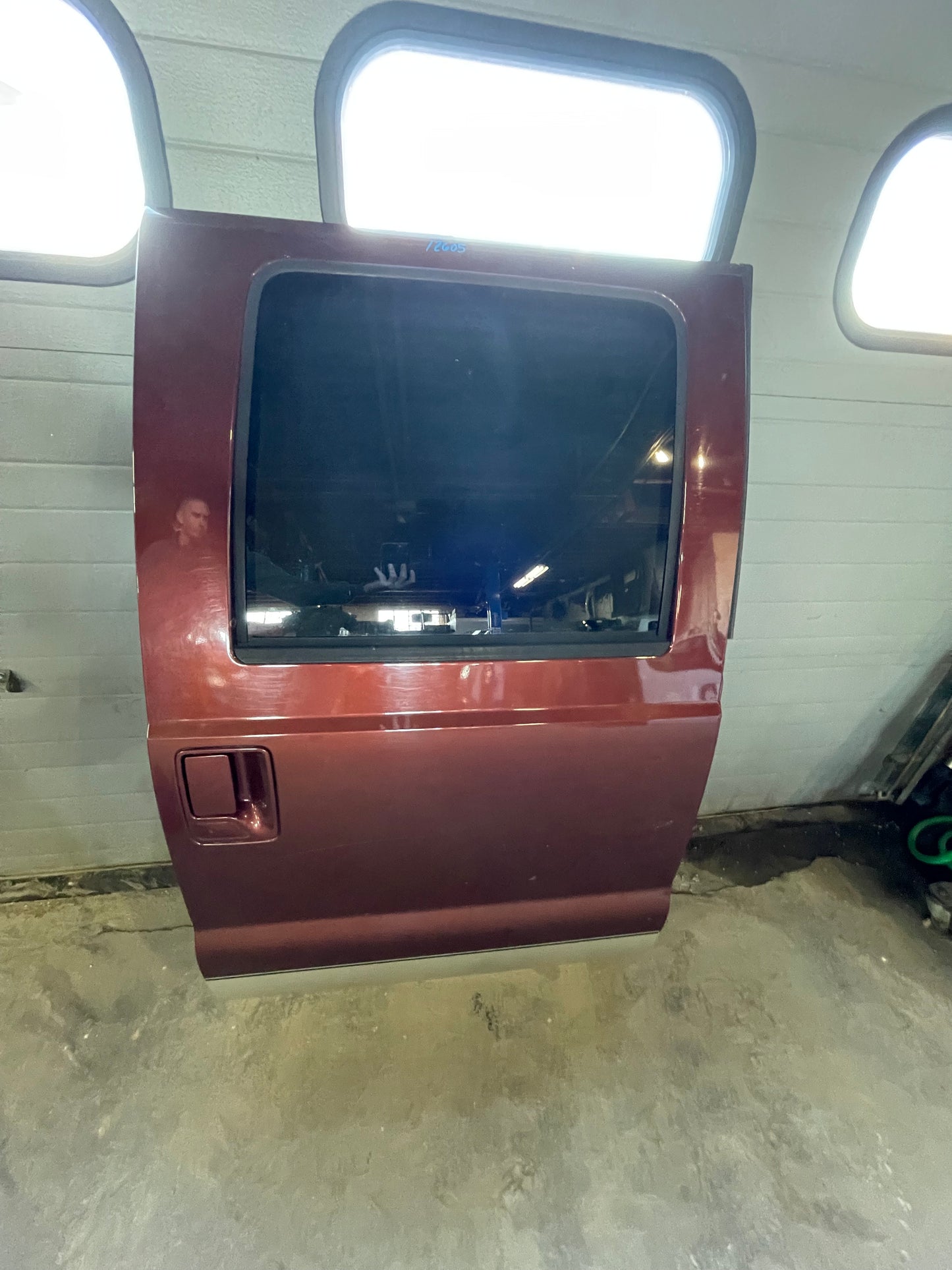 99-07 Superduty rear passenger door color T5/AQ #12605