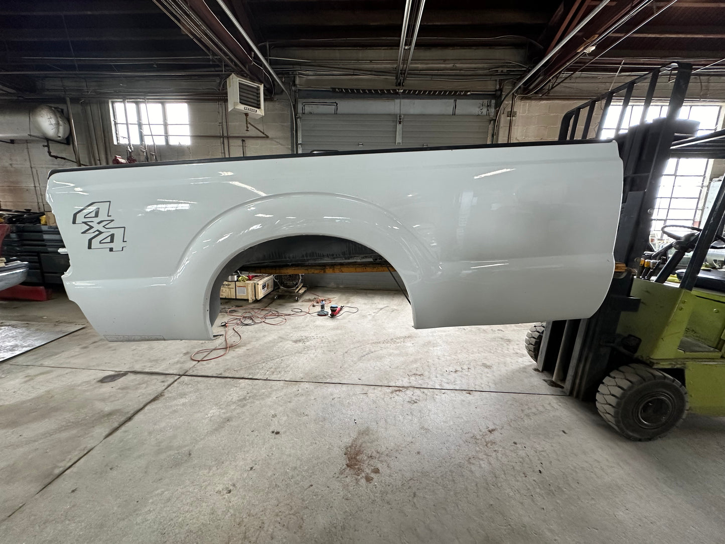 2011-2016 Superduty 8’ bed Oxford white #12592