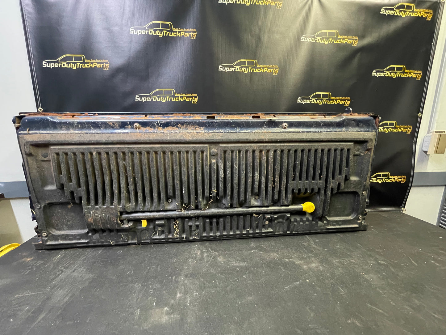 2011-2016 Superduty Tailgate w/ Step Blue Jeans N1