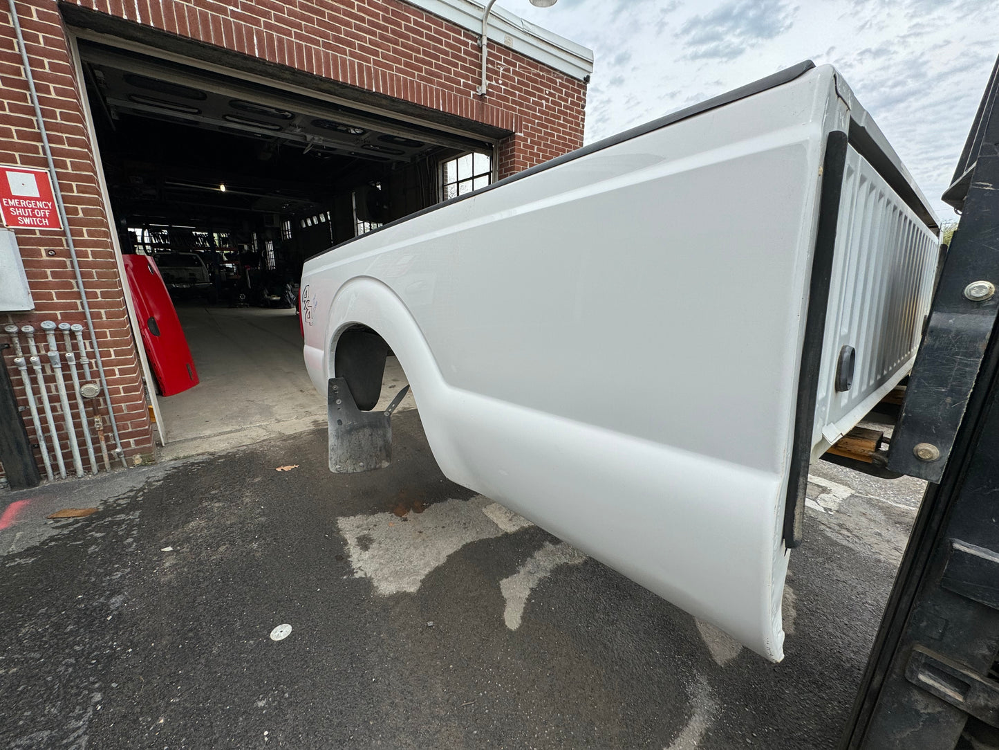 2011-2016 Superduty 8’ bed Oxford white #125101