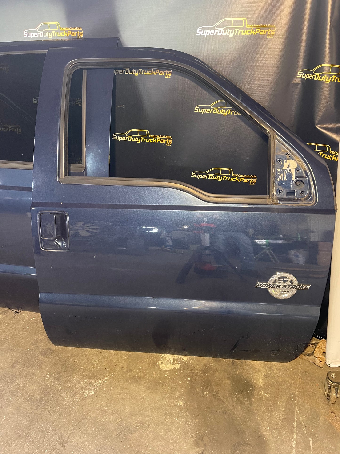 2011-2016 Superduty Crew Cab RH Front Door Blue Jeans N1