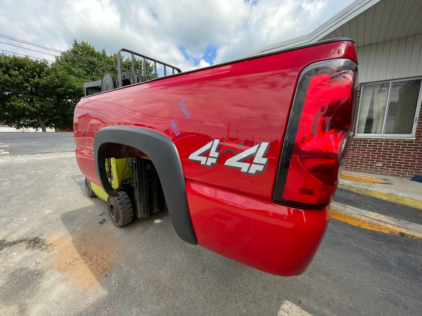 1999-2006 GM 6’6” Bed #102128