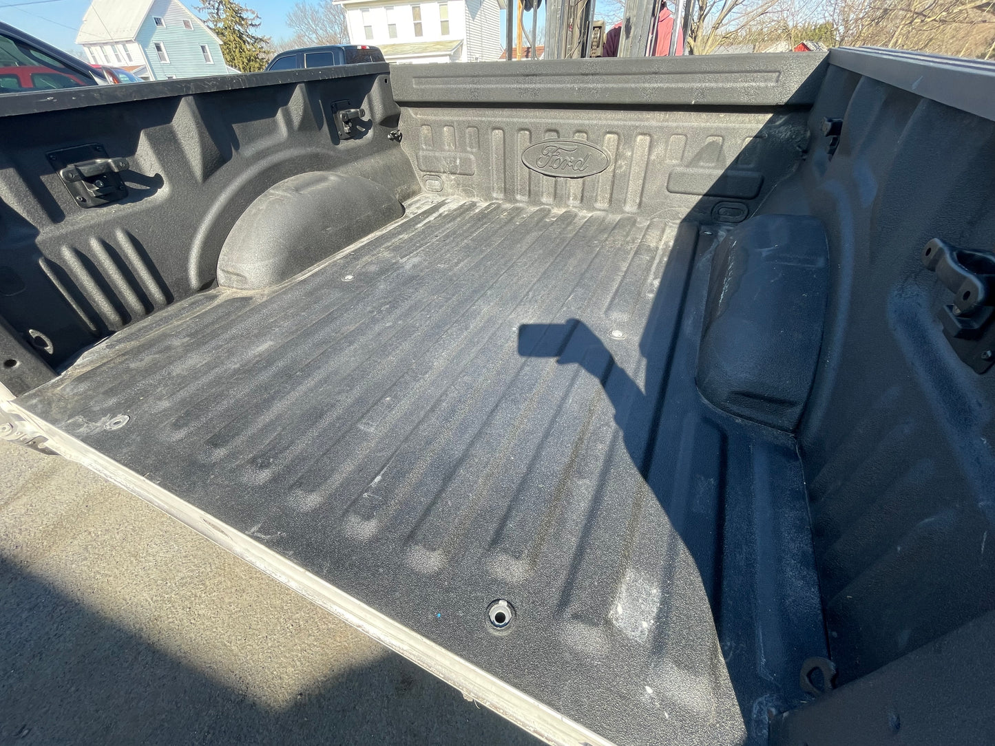 2015-2020 F150 5’6” pearl white/carribou #12601