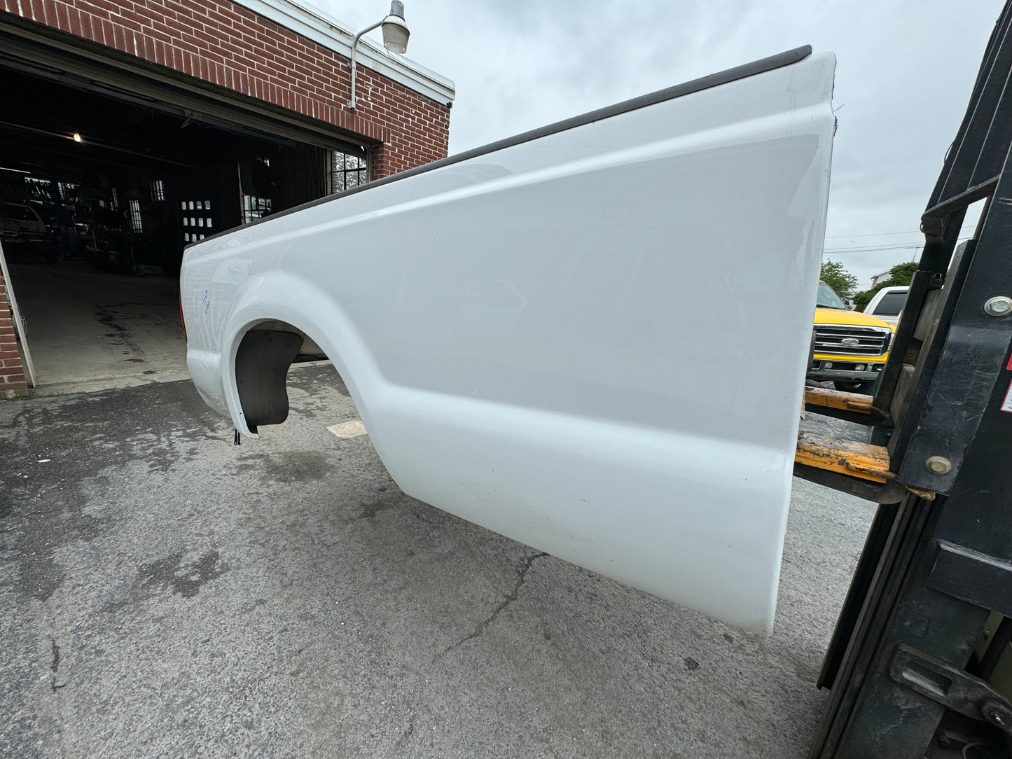 1999-2010 Superduty 8’ bed Oxford white #12630