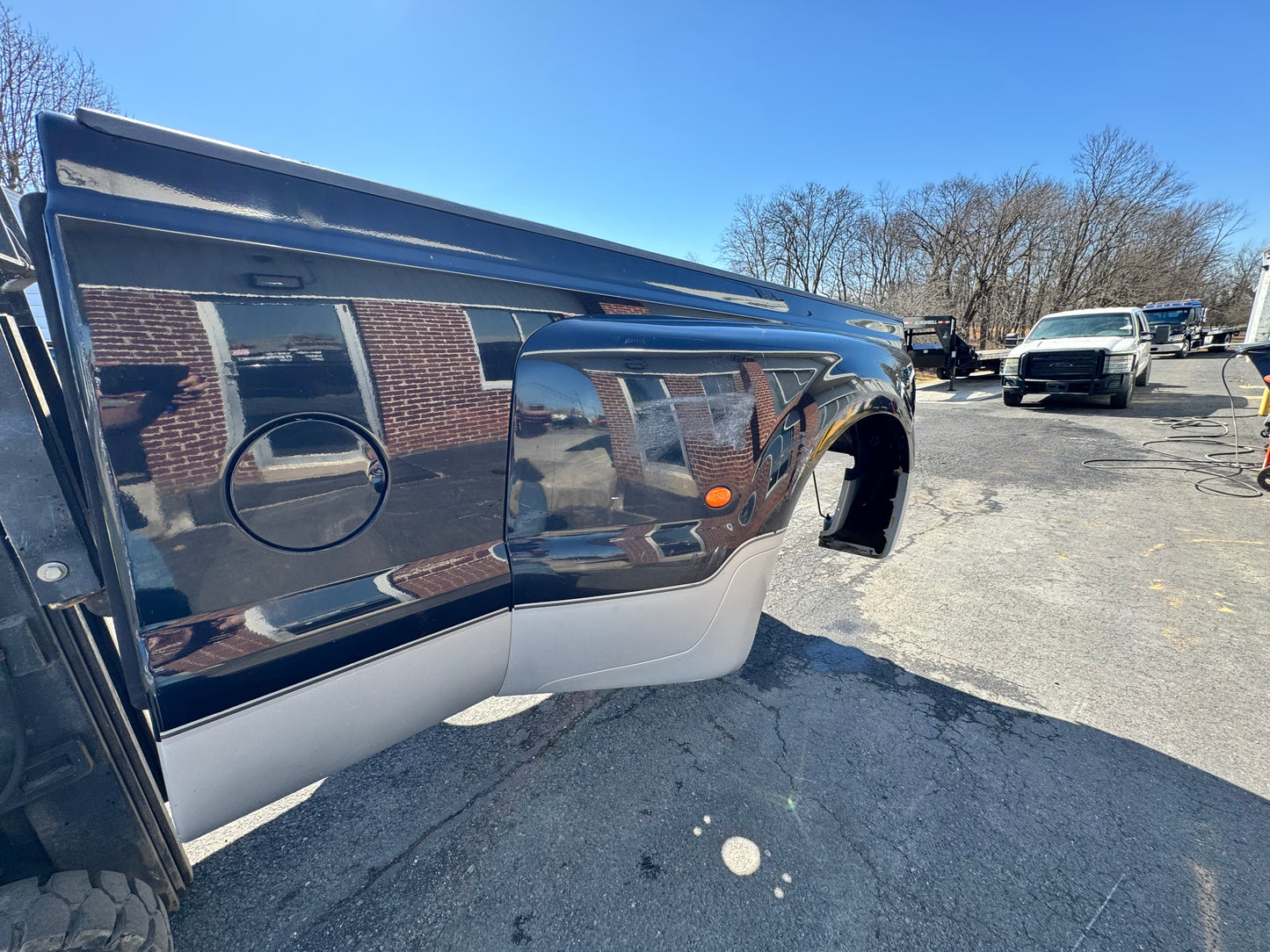 99-10 Superduty 8’ DRW Bed #12652