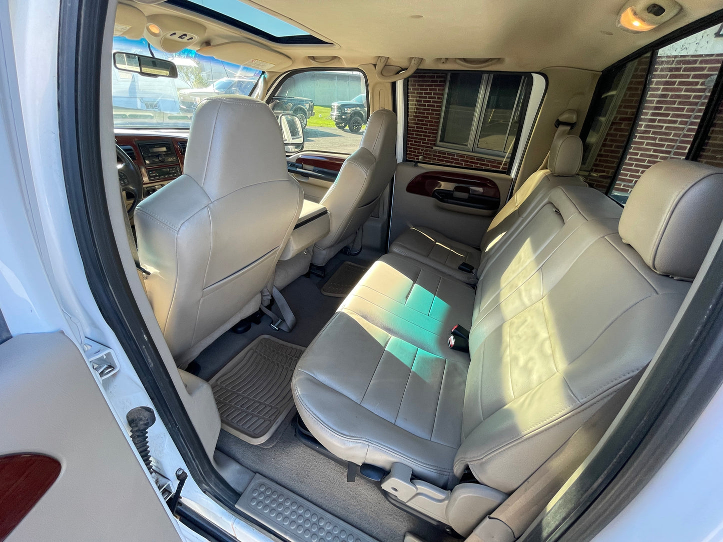 2006 Ford F250 6.0 Powerstroke 153k miles.