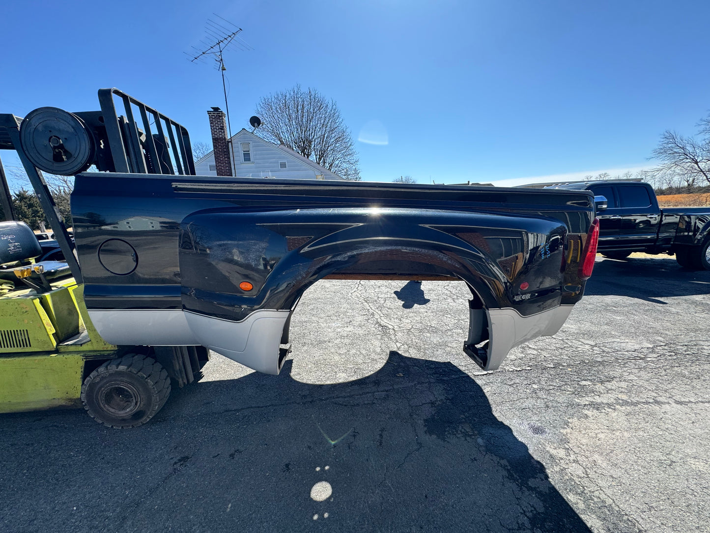 99-10 Superduty 8’ DRW Bed #12652