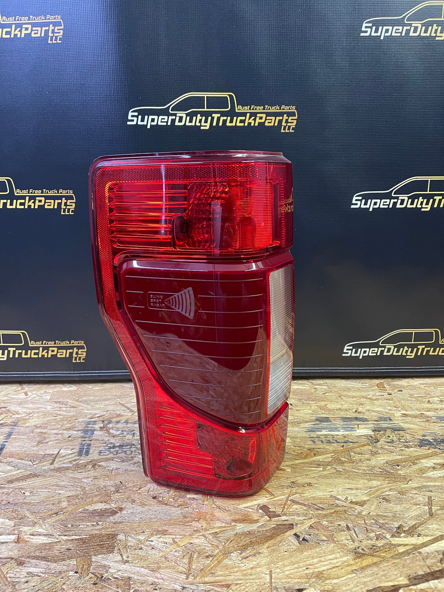 2020-2022 LH Halogen Tail Light With Blind Spot Radar