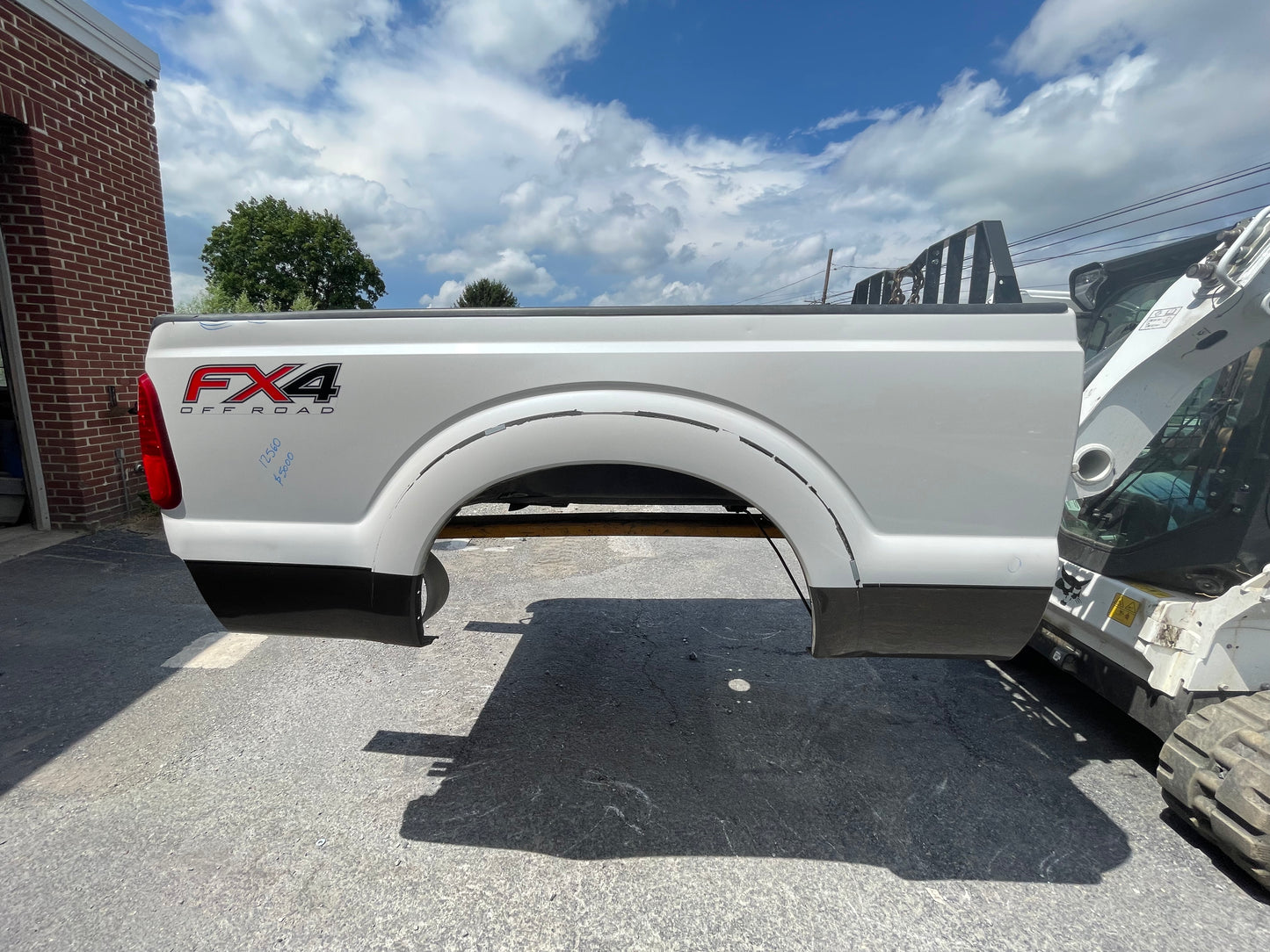 2011-2016 Superduty 6’9” Bed Color code UG/H5 #12560