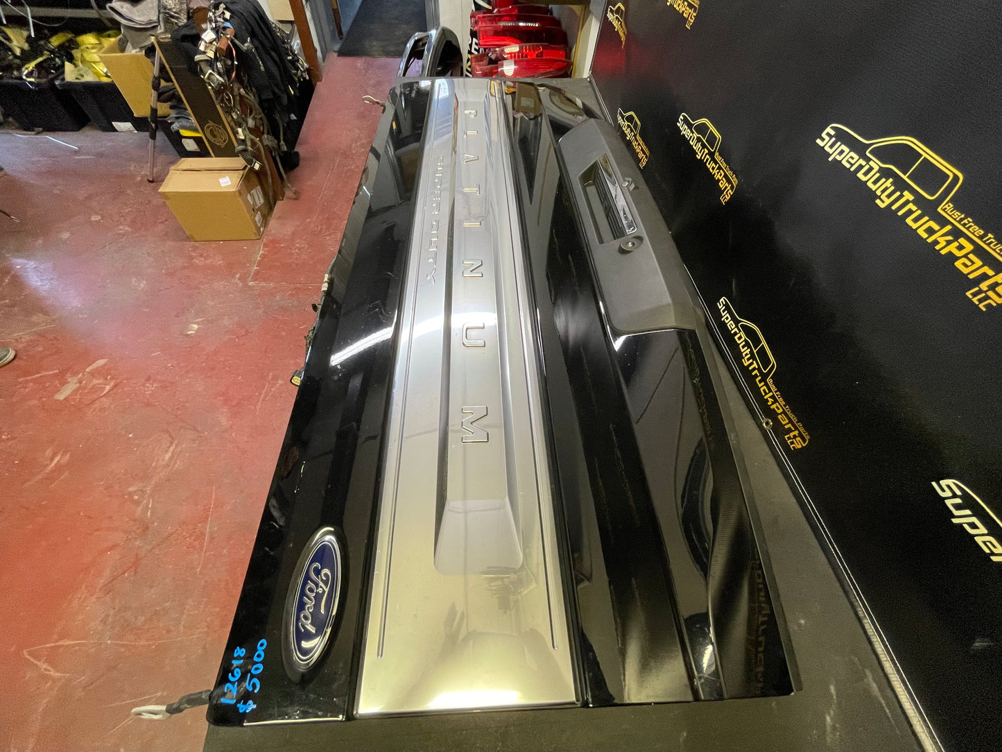 2020-2022 Superduty Tailgate Platinum- Agate black UM #12618