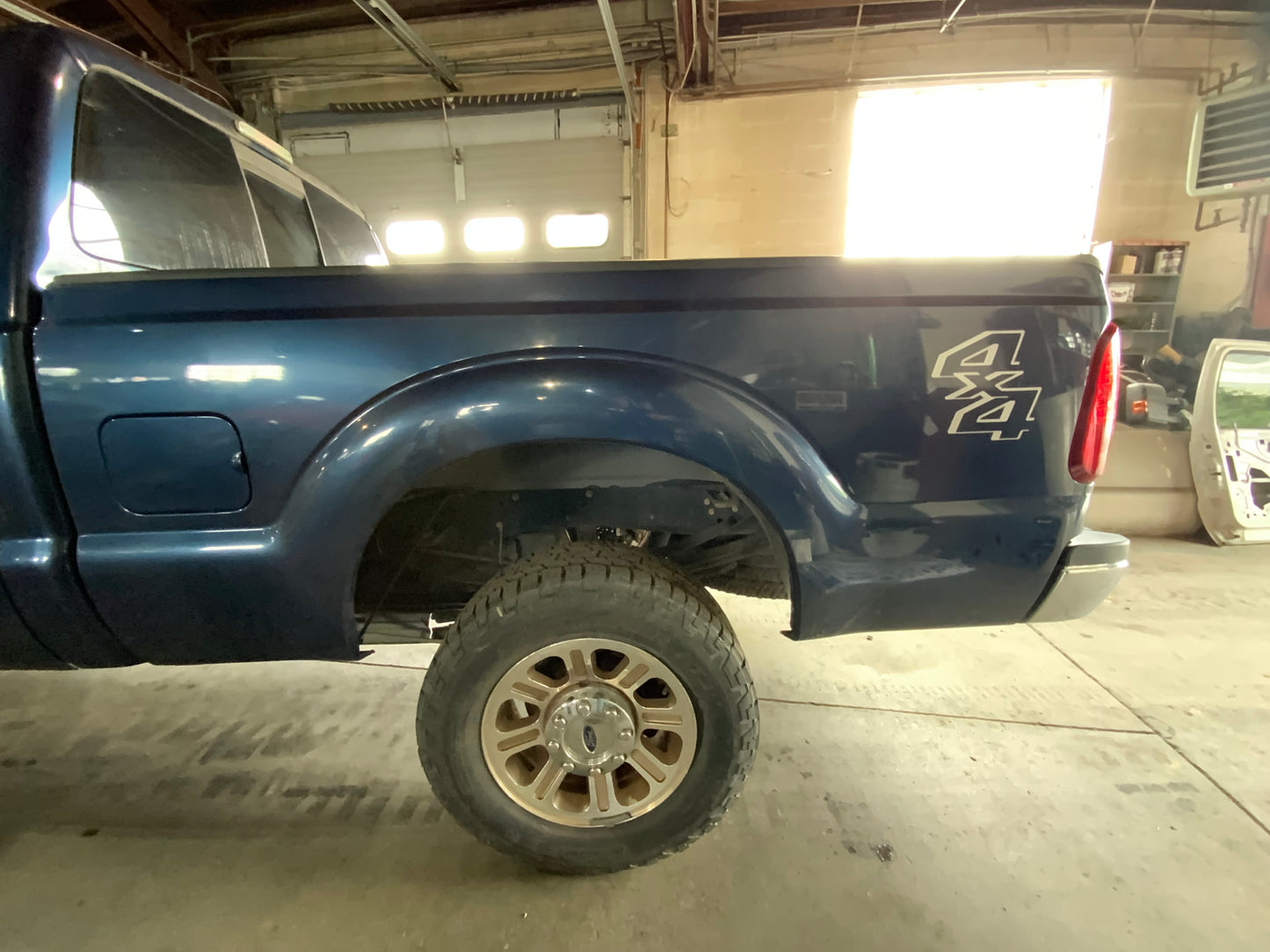 11-16 Superduty 6’9” Bed Blue Jeans