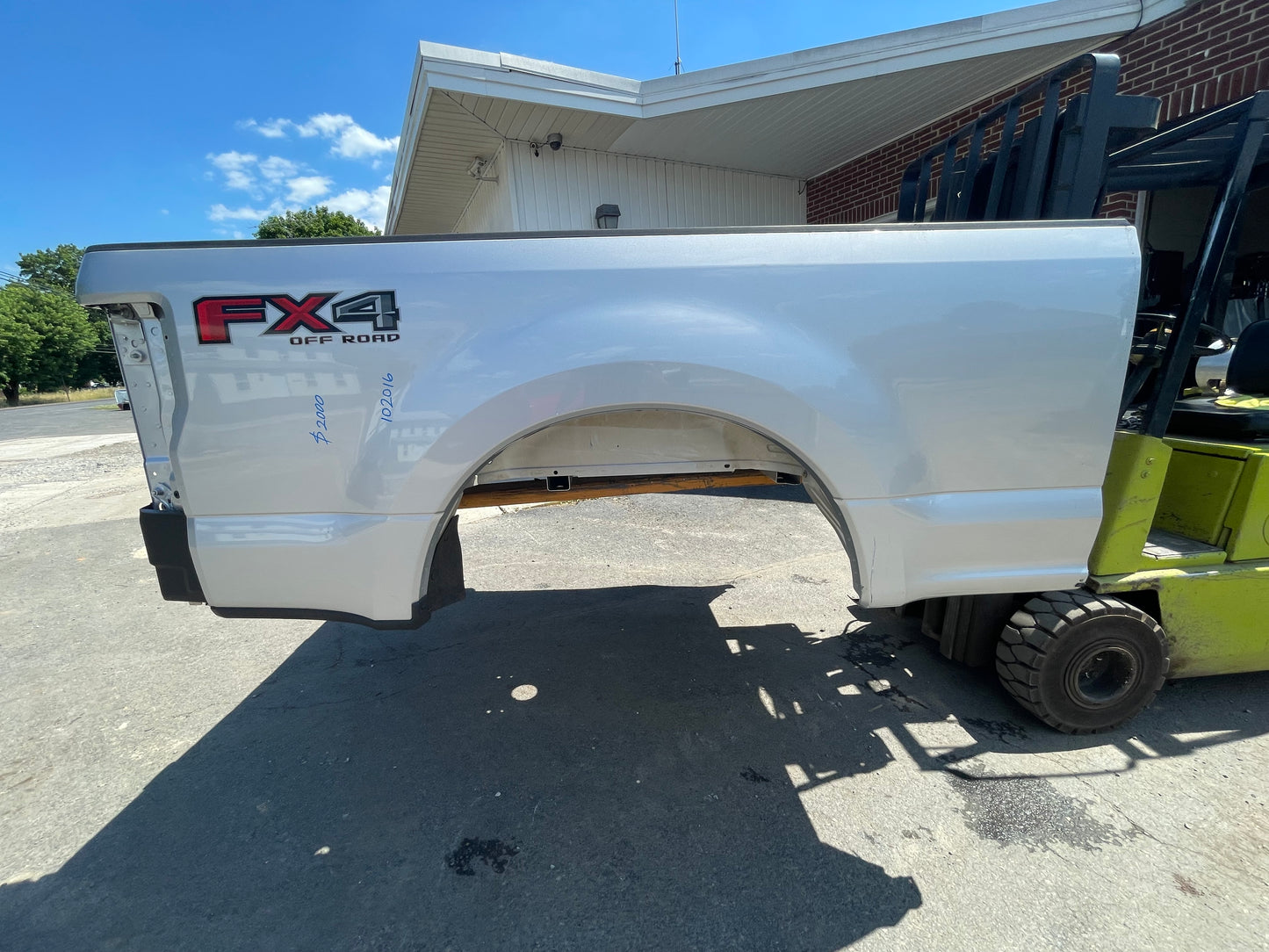 2017-2022 Superduty 6’9” Silver UX