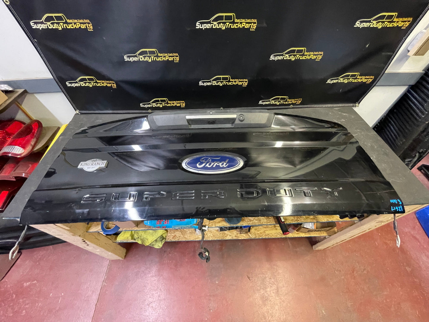 2017-2019 Superduty Tailgate Step-Camera-Power Release- Hitch Illumination- Shadow Black G1- #12617