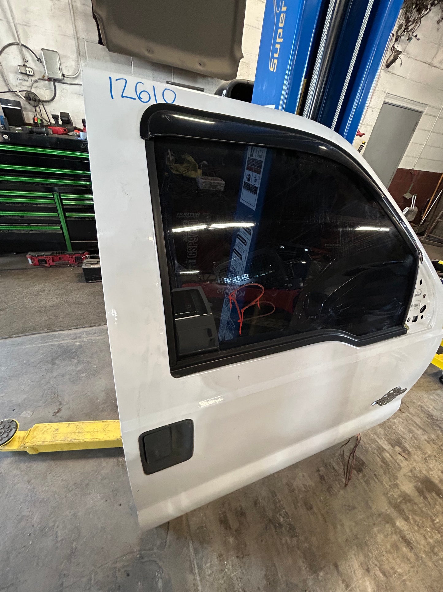 2011-2016 Superduty Passenger Front Door Oxford White #12610