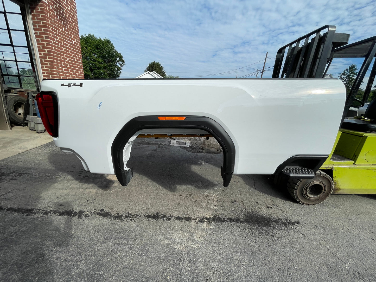 2022 GMC Sierra 8’ Bed #102036
