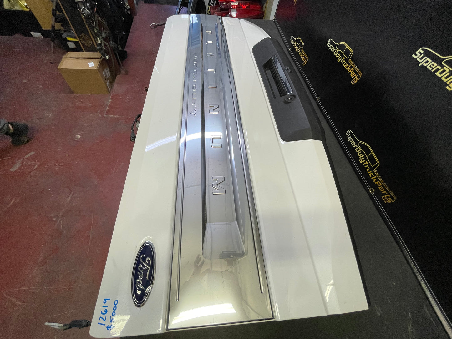2020-2022 Superduty Tailgate Platinum Pearl White AZ #12619