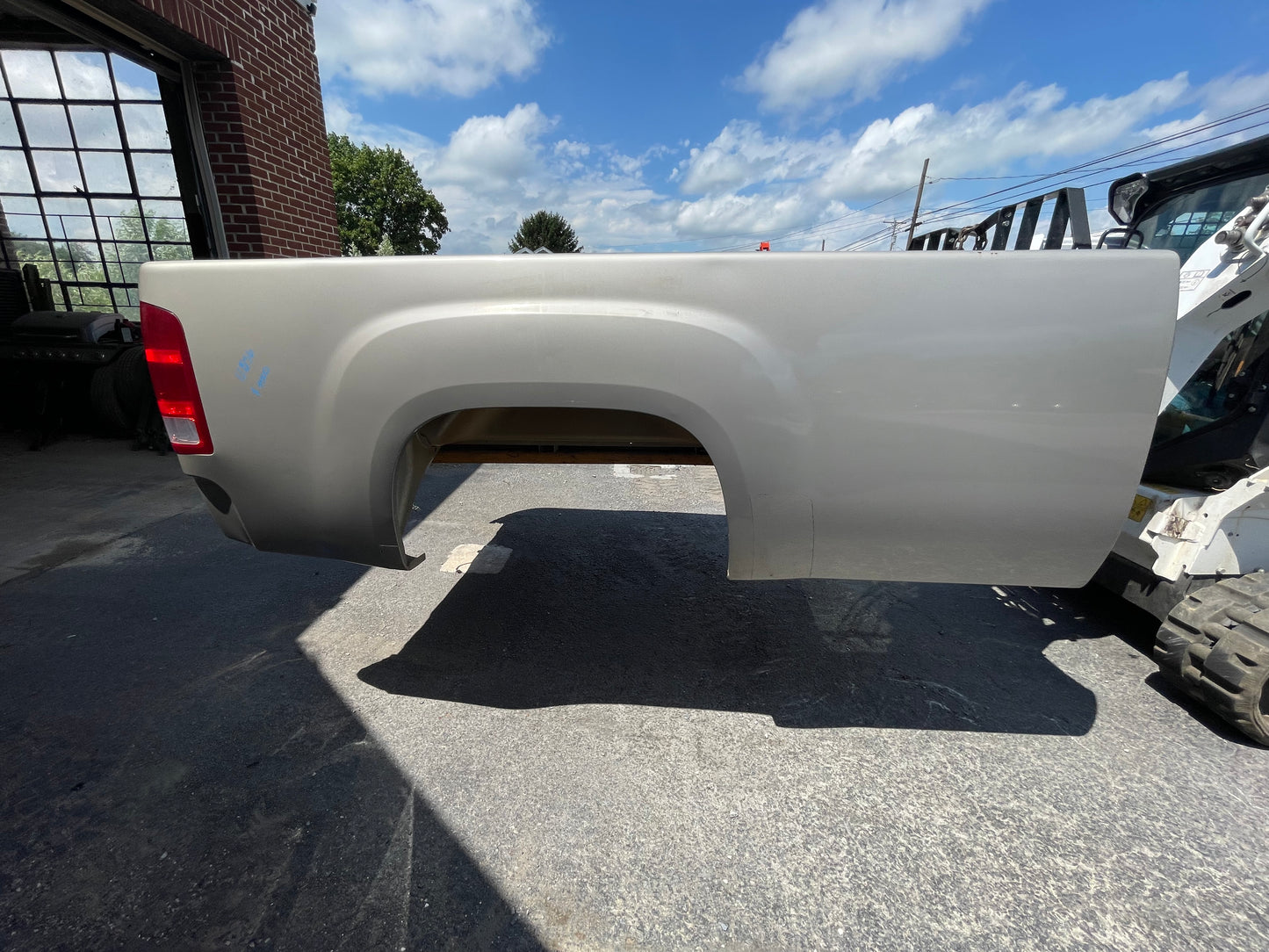2007-2014 GMC sierra 8’ bed #12556