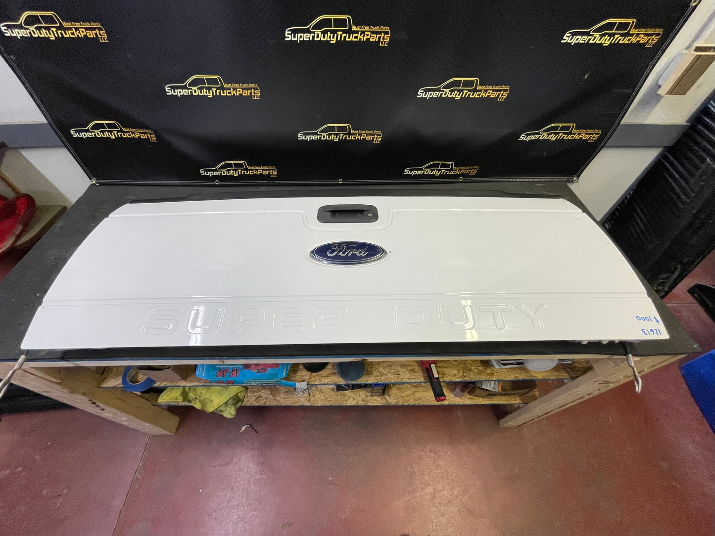 2013-2016 Superduty Tailgate no step no camera (fits 99-16) Oxford white #12614