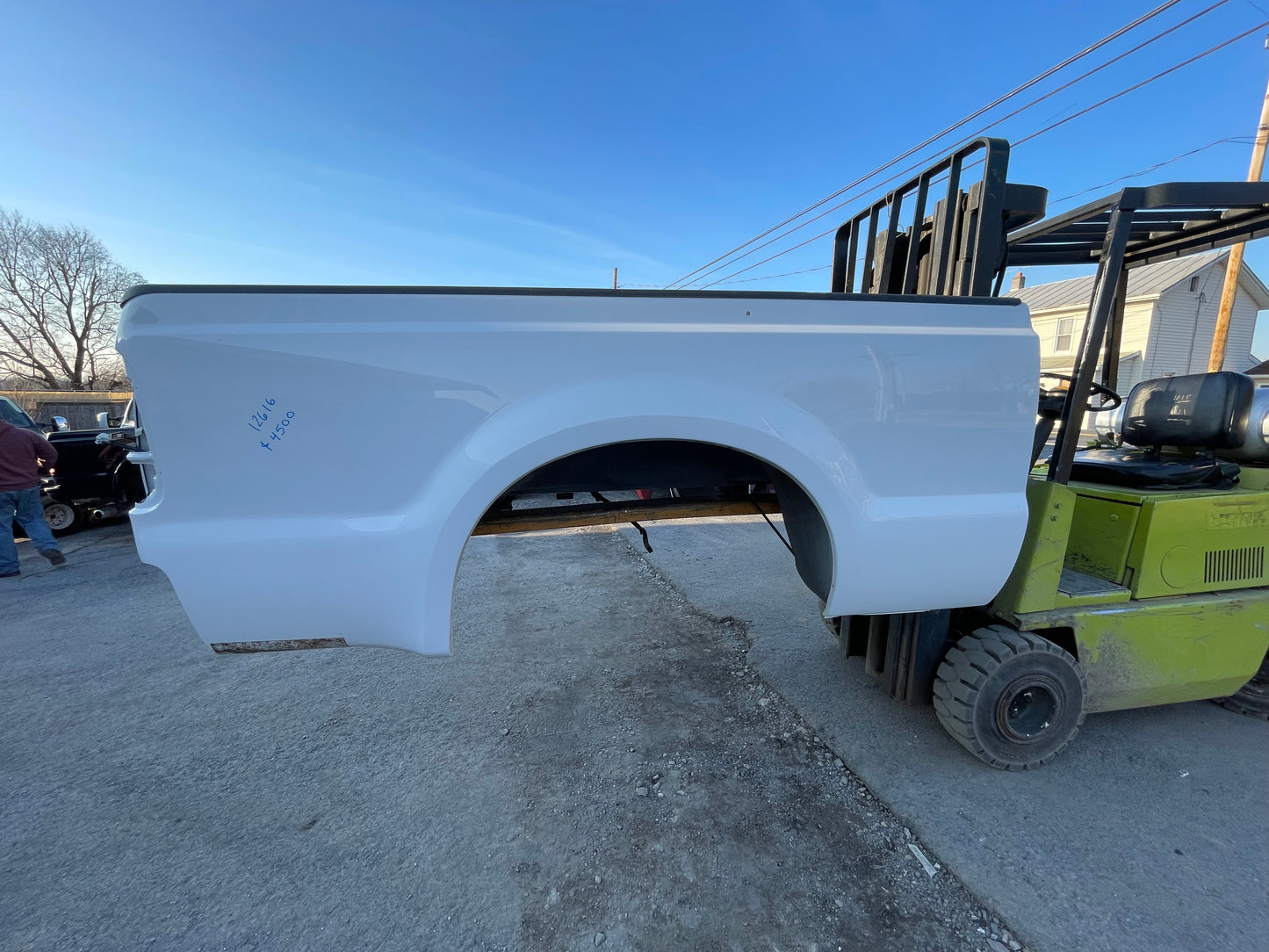 1999-2010 Superduty short bed Oxford white #12616