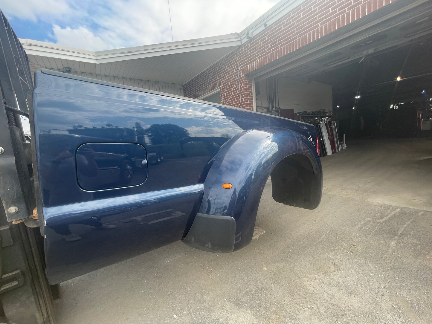 2011-2016 Superduty 8' DRW Bed #12521 Blue Jeans N1