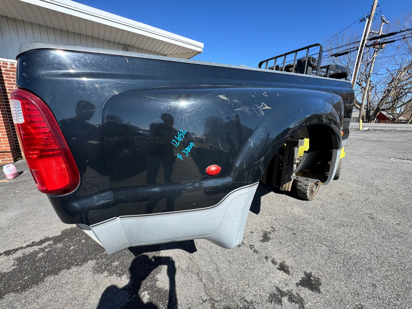 99-10 Superduty 8’ DRW Bed #12652