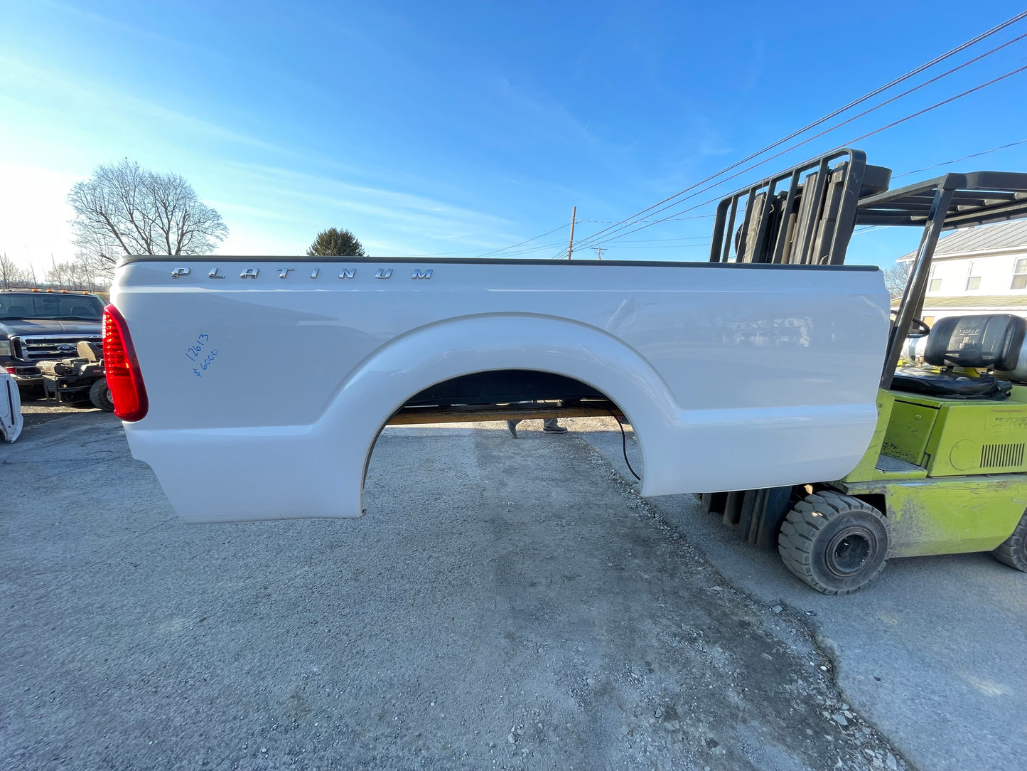 2011-2016 Superduty 8’ bed pearl white UG #12613