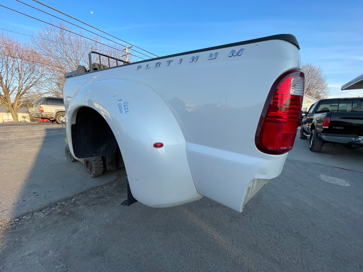 2011-2016 Superduty 8’ DRW Pearl White UG #12622