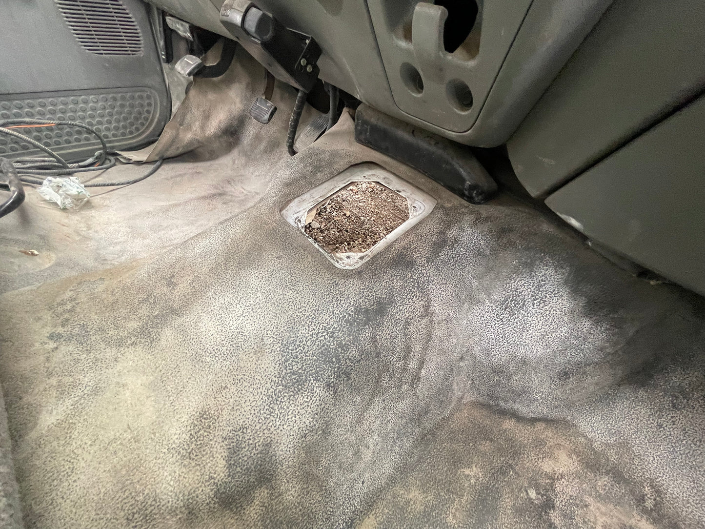 99-07 Superduty Standard Cab (Manual Trans) Complete #12601