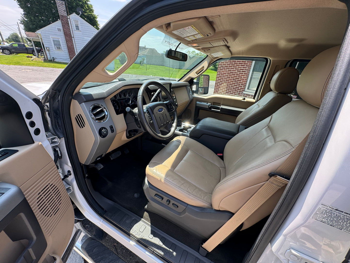 2015 F350 Lariat 83k miles- Rebuilt title