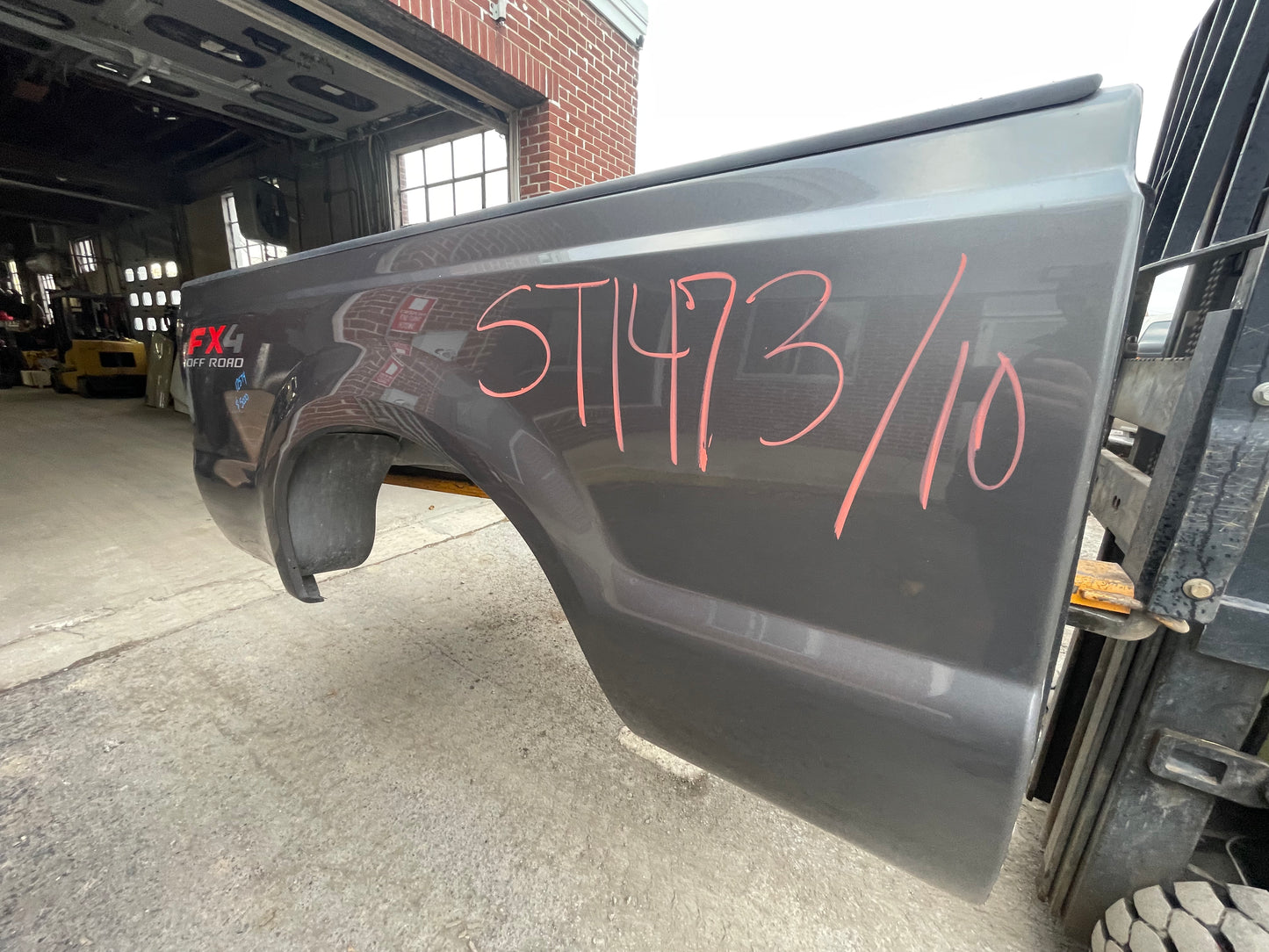 1999-2010 Superduty 6’9” Bed #12574