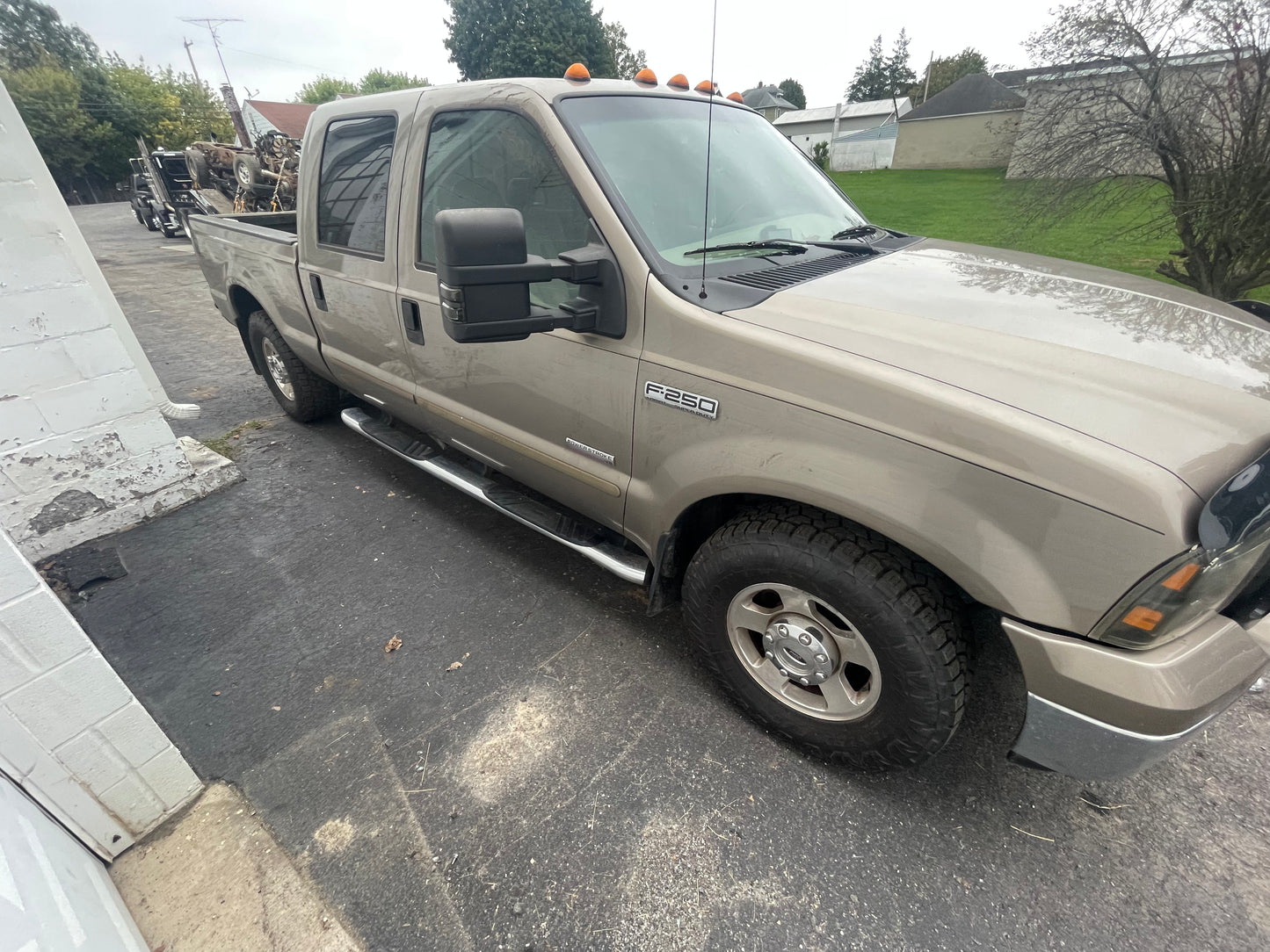 2005-2007 Superduty Crew Cab With Sunroof SOLD STRIPPED