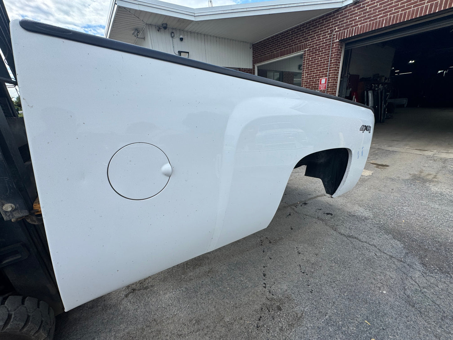 07.5-14 Chevy 8’ Bed #12710
