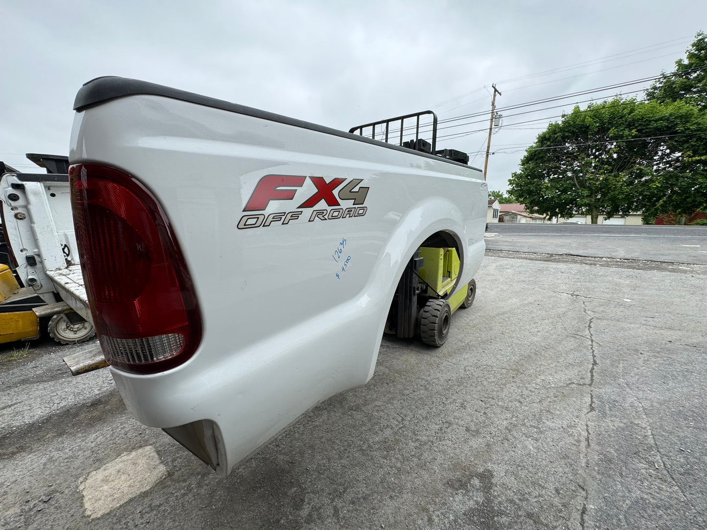 1999-2010 Superduty 6’9” Oxford white #12635