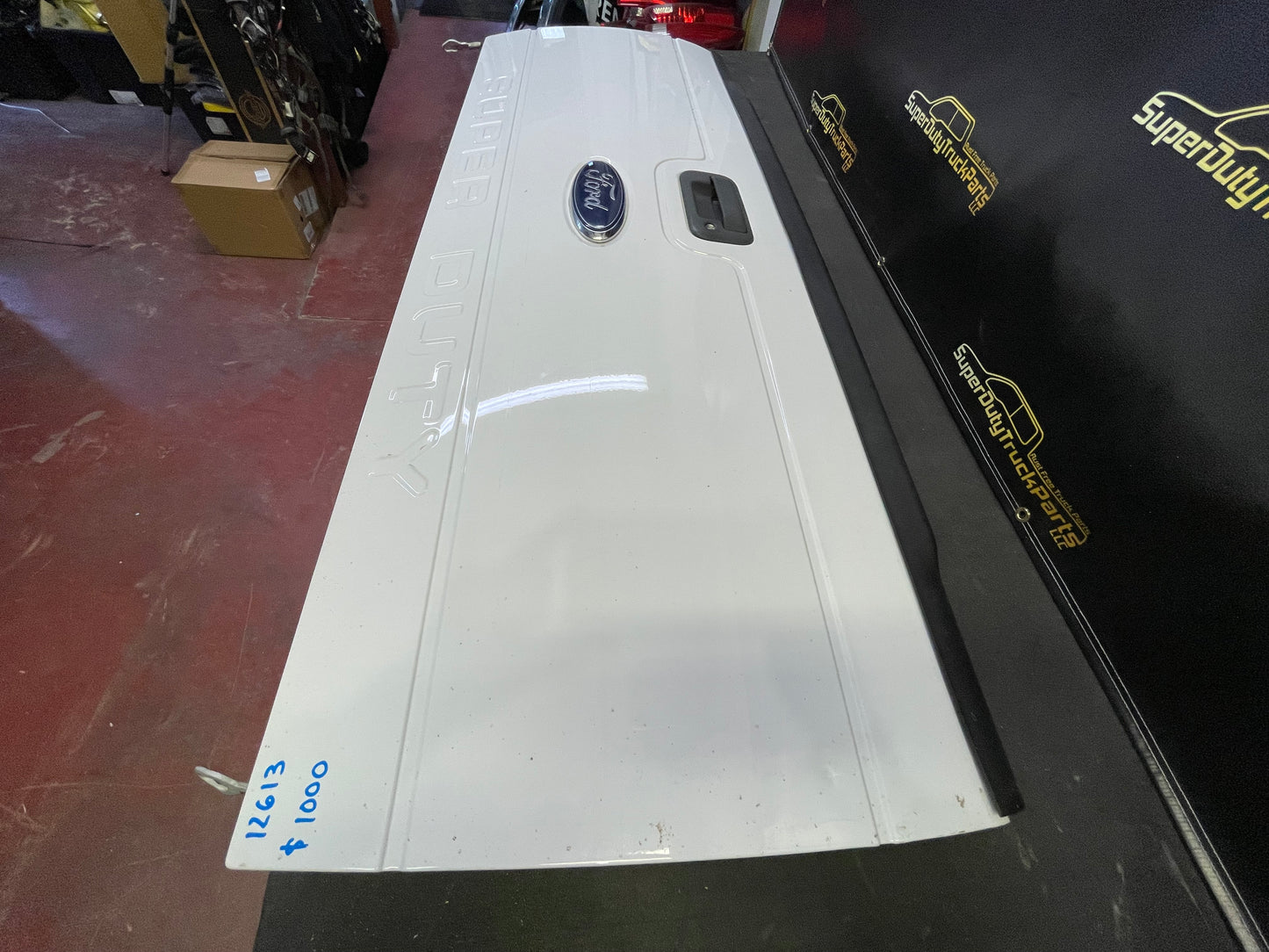 2013-2016 Superduty Tailgate no step no camera (fits 99-16) Oxford white #12614