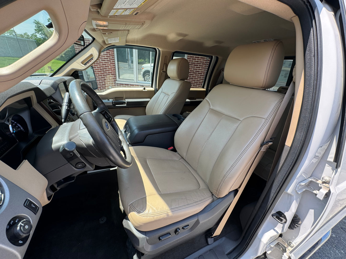 2015 F350 Lariat 83k miles- Rebuilt title