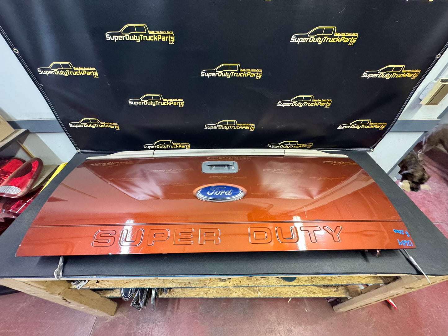 2008-2012 style Superduty Tailgate with step, camera application #12654 color T5