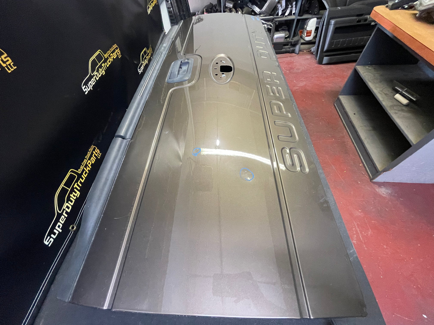 2011-2016 Superduty Tailgate w/ Step Caribou Brown H5 #10208