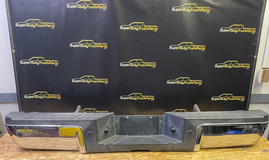 08-16 Superduty Rear Bumper w Park Assist