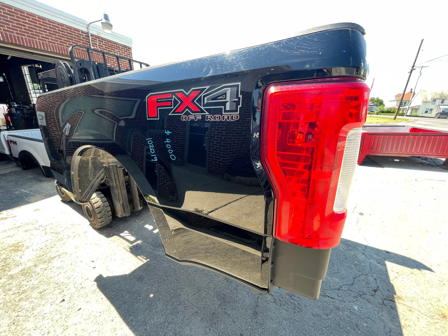 2017-2022 Superduty 6’9” shadow black G1 #102019