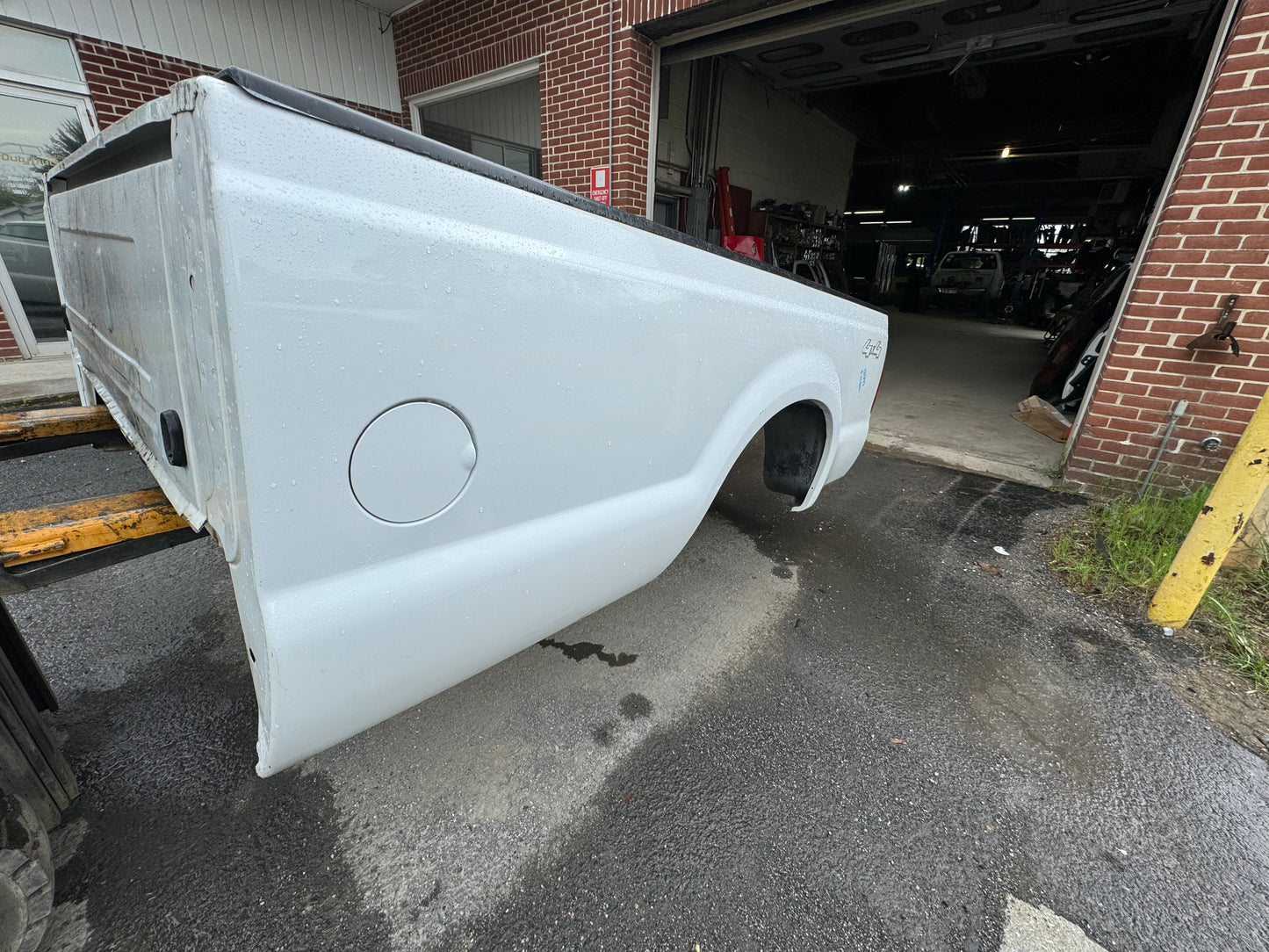 1999-2010 Superduty 8’ bed Oxford white #12599
