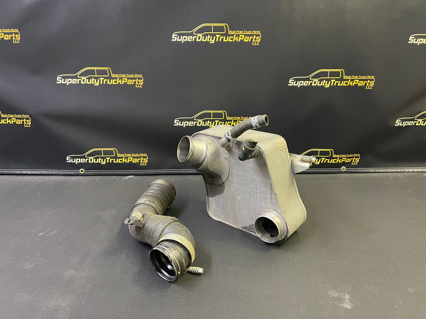 2011 - 2016 Superduty 6.7 Powerstroke Intercooler with Cold Side Pipe