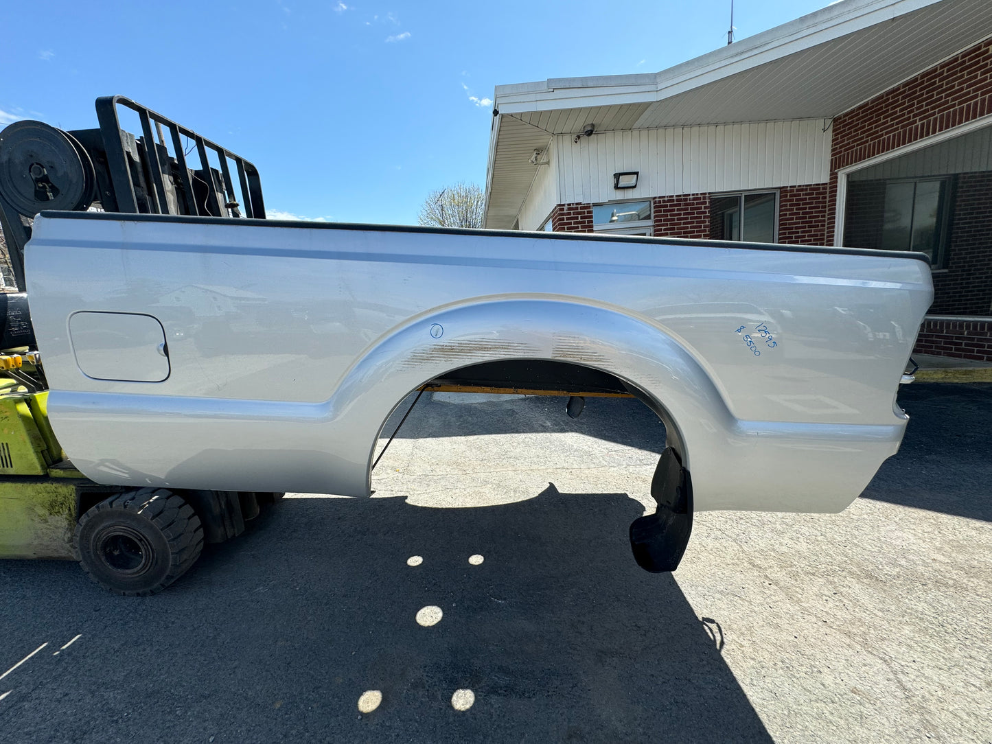 2011-2016 Superduty 8’ bed Ingot silver UX #12595